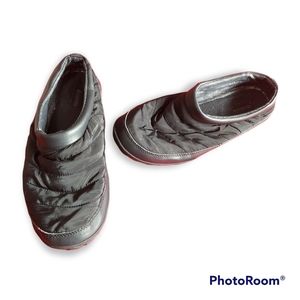 Columbia Packed Out II Omni Heat Slippers